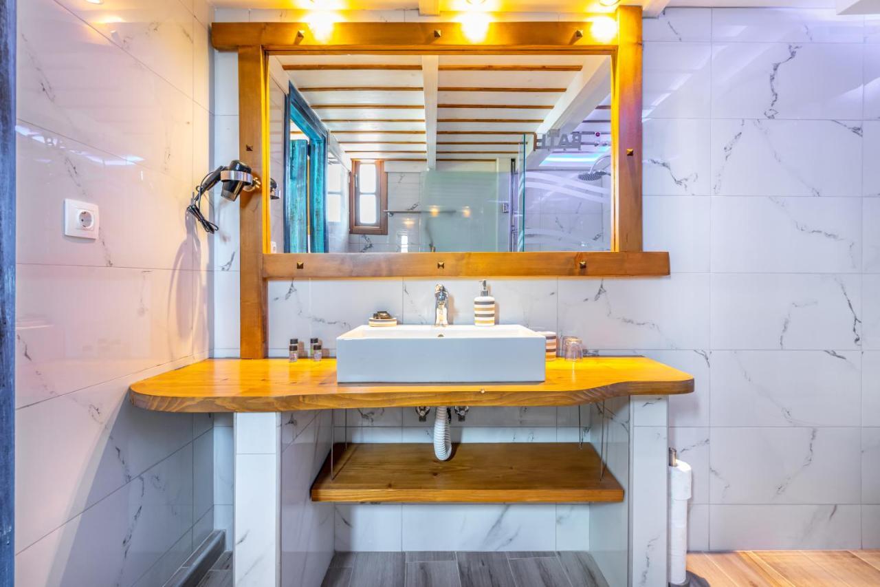 Cava D"Oro Suites Rhodes City 외부 사진