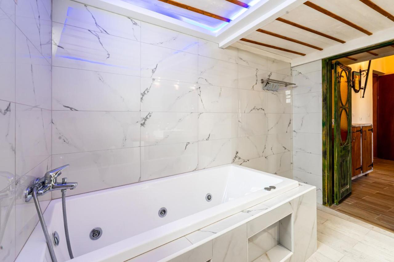 Cava D"Oro Suites Rhodes City 외부 사진